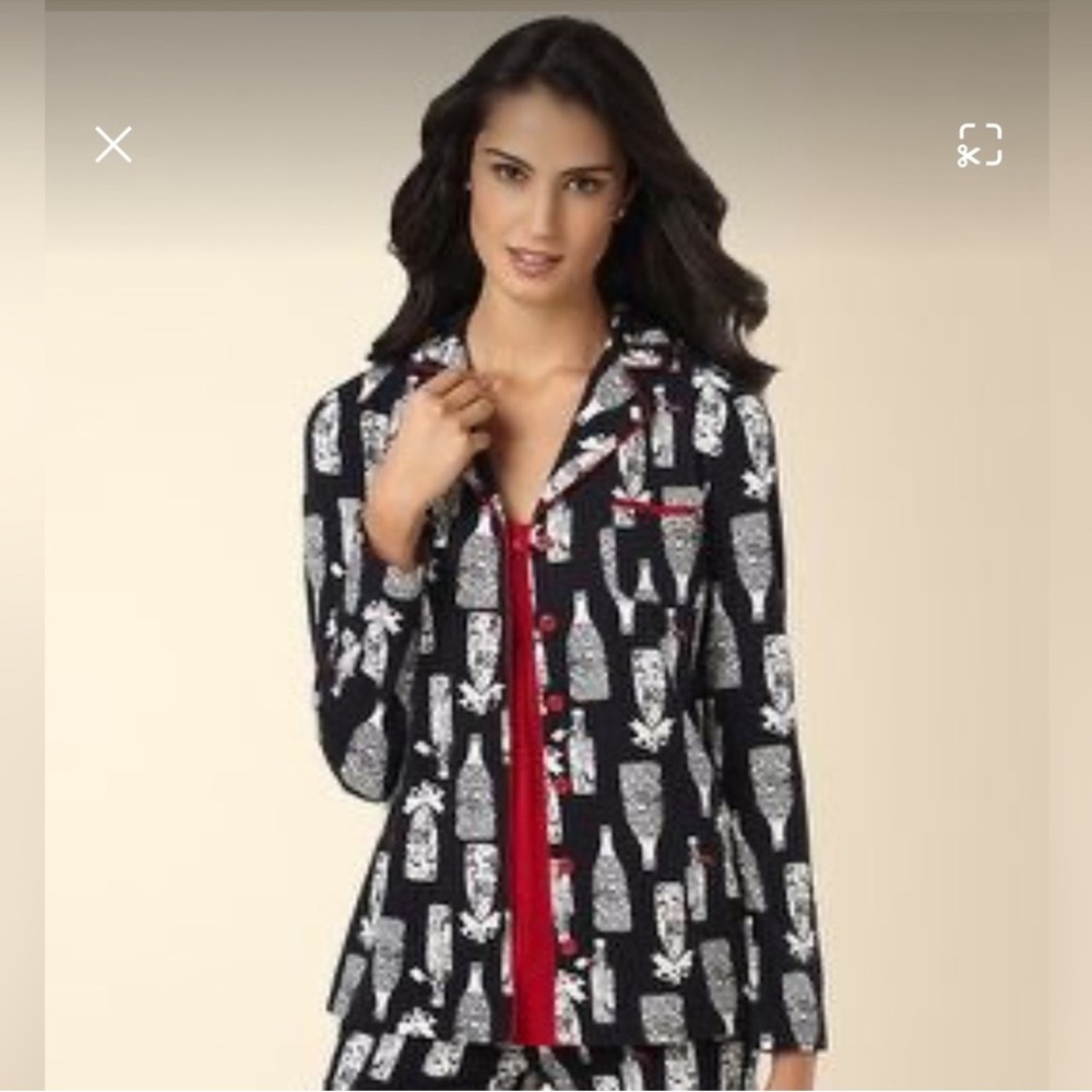 Soma EMBRACEABLE Wine- Champagne Bottles Pajama Top Festivity- ❤️Size Small❤️